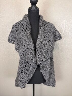 Anthropologie Open-Front Crochet Short-Sleeve Shrug - Gray/Green